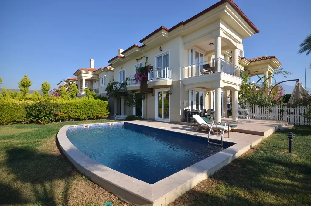 Villa in Calis